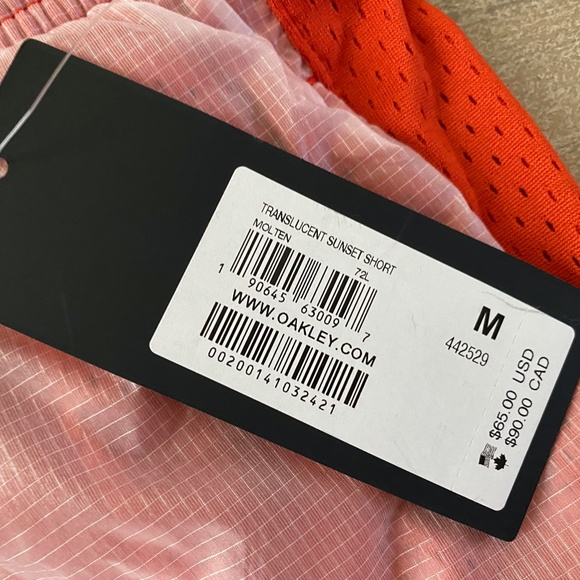 Oakley‎ Translucent Sunset Shorts - Picture 6 of 9